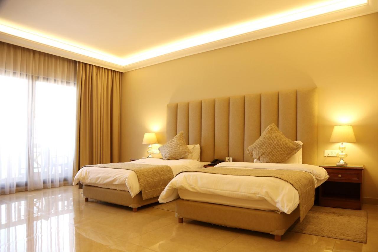 Bayview Hotel Бейрут Экстерьер фото
