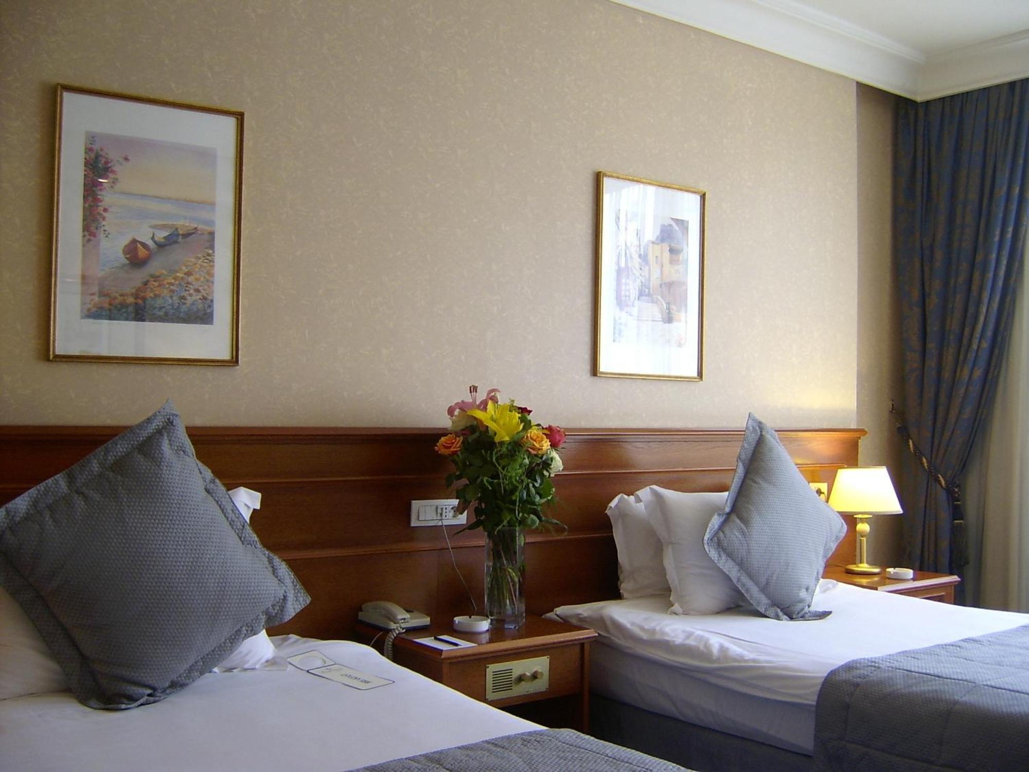 Bayview Hotel Бейрут Экстерьер фото